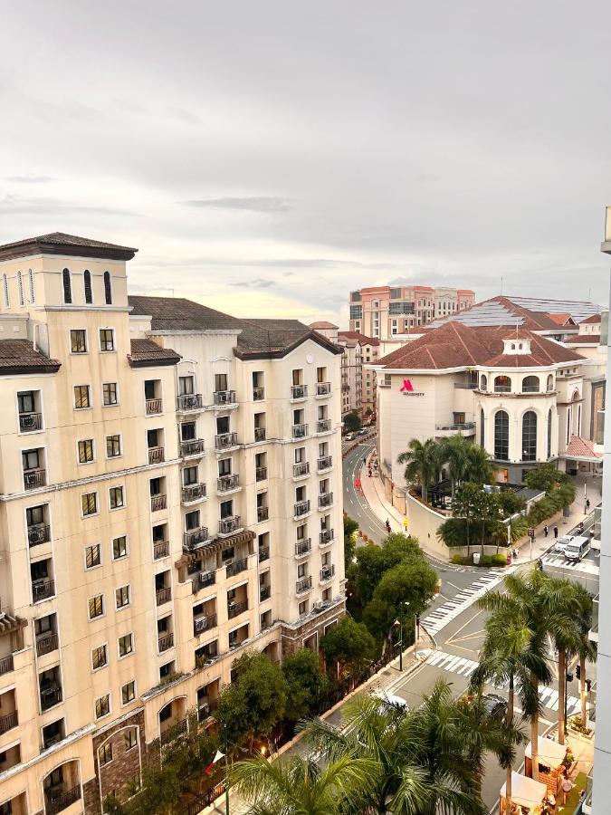 Kiel 5-Star Condo Hotel Across Naia Manila Airport Terminal 3 Pasay Exterior photo