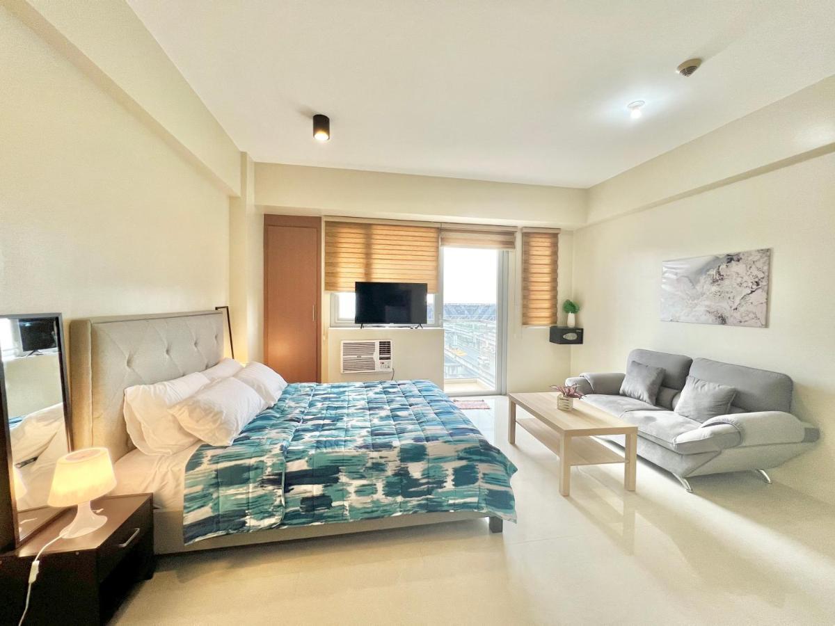 Kiel 5-Star Condo Hotel Across Naia Manila Airport Terminal 3 Pasay Exterior photo